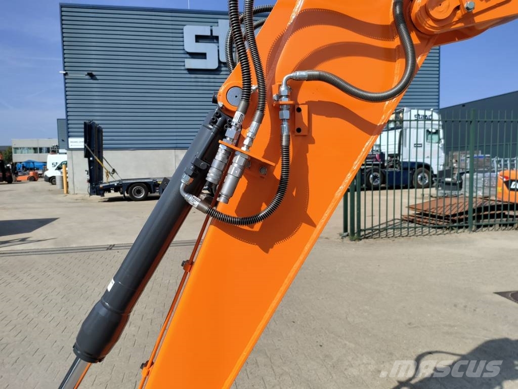 Develon DX57W-7 Міні-екскаватори < 7т