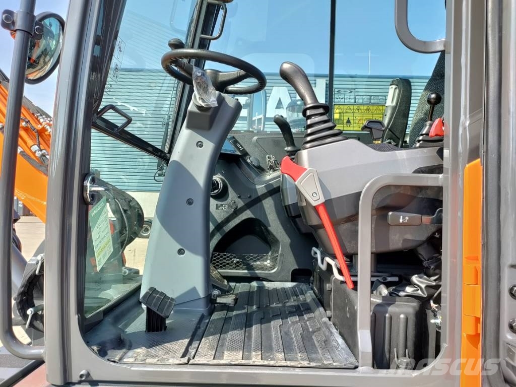 Develon DX57W-7 Міні-екскаватори < 7т
