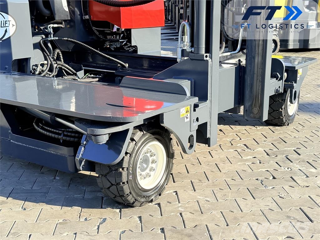 Combilift C4500 | GAS | TRIPLEX 8400 | WIDE FORK POSITIONER شاحنة المناولة رباعية الاتجاهات