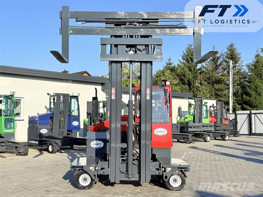 Combilift C4500 | GAS | TRIPLEX 8400 | WIDE FORK POSITIONER شاحنة المناولة رباعية الاتجاهات