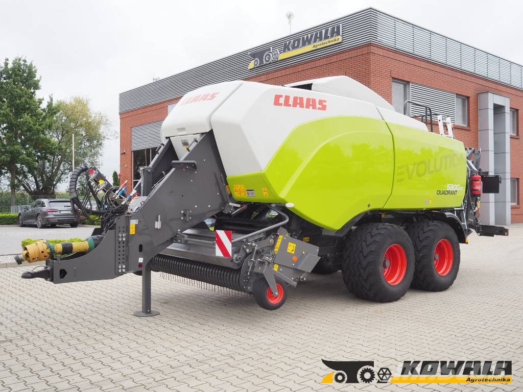 CLAAS QUADRANT 5300 FC EVOLUTION Ķīpu preses