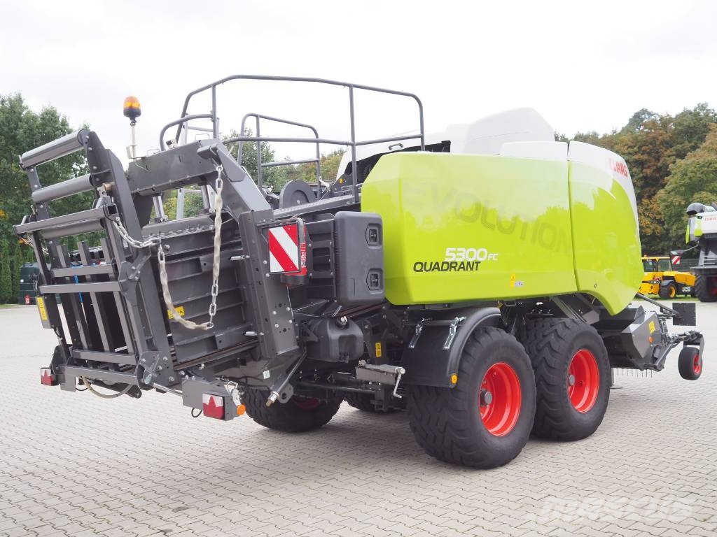 CLAAS QUADRANT 5300 FC EVOLUTION Ķīpu preses