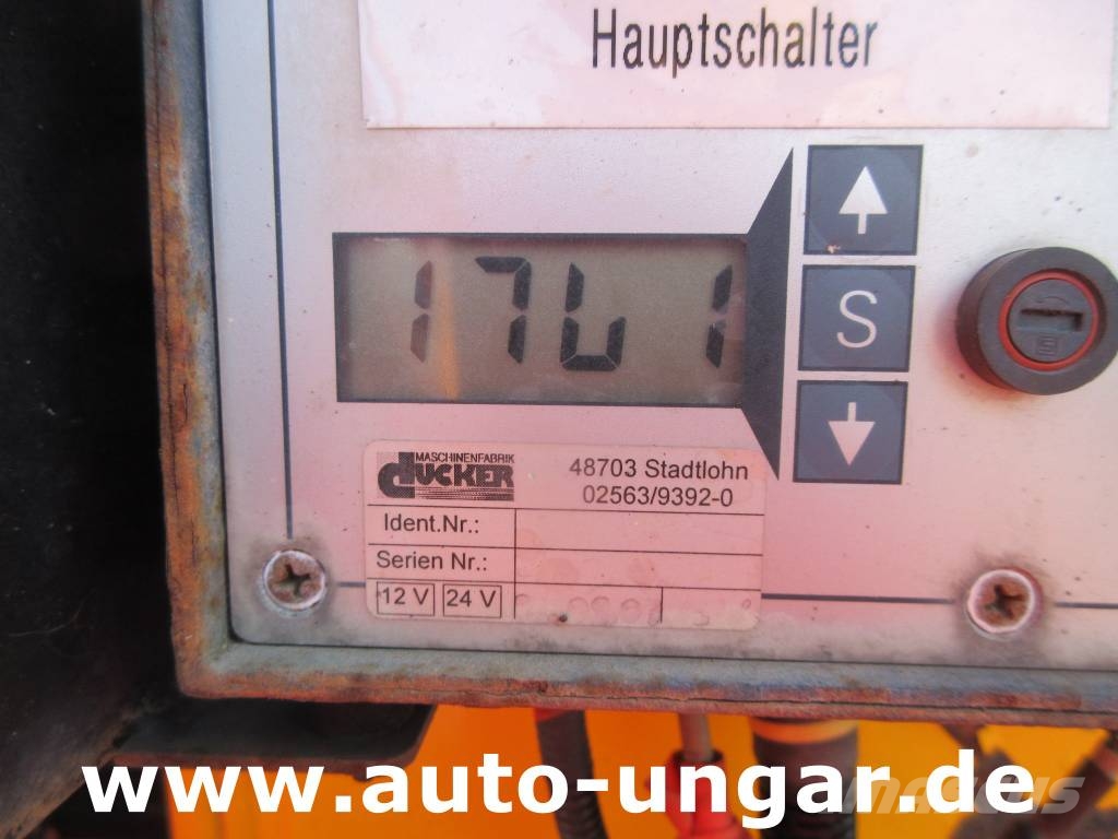 Dücker HM200 Tandemachse Holzhacker Hatz Diesel Häcksler 碎木機