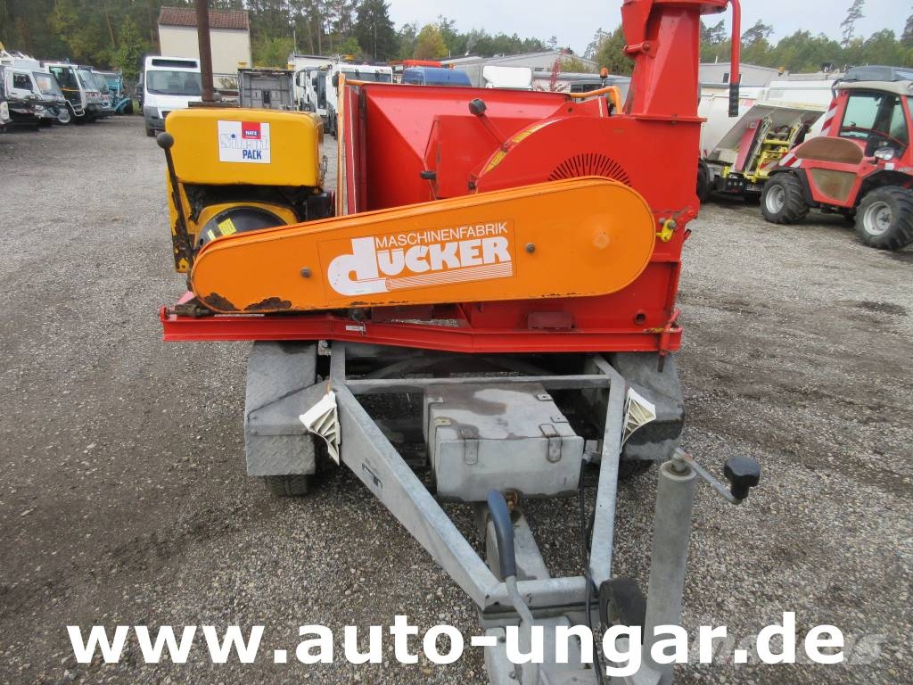 Dücker HM200 Tandemachse Holzhacker Hatz Diesel Häcksler 碎木機