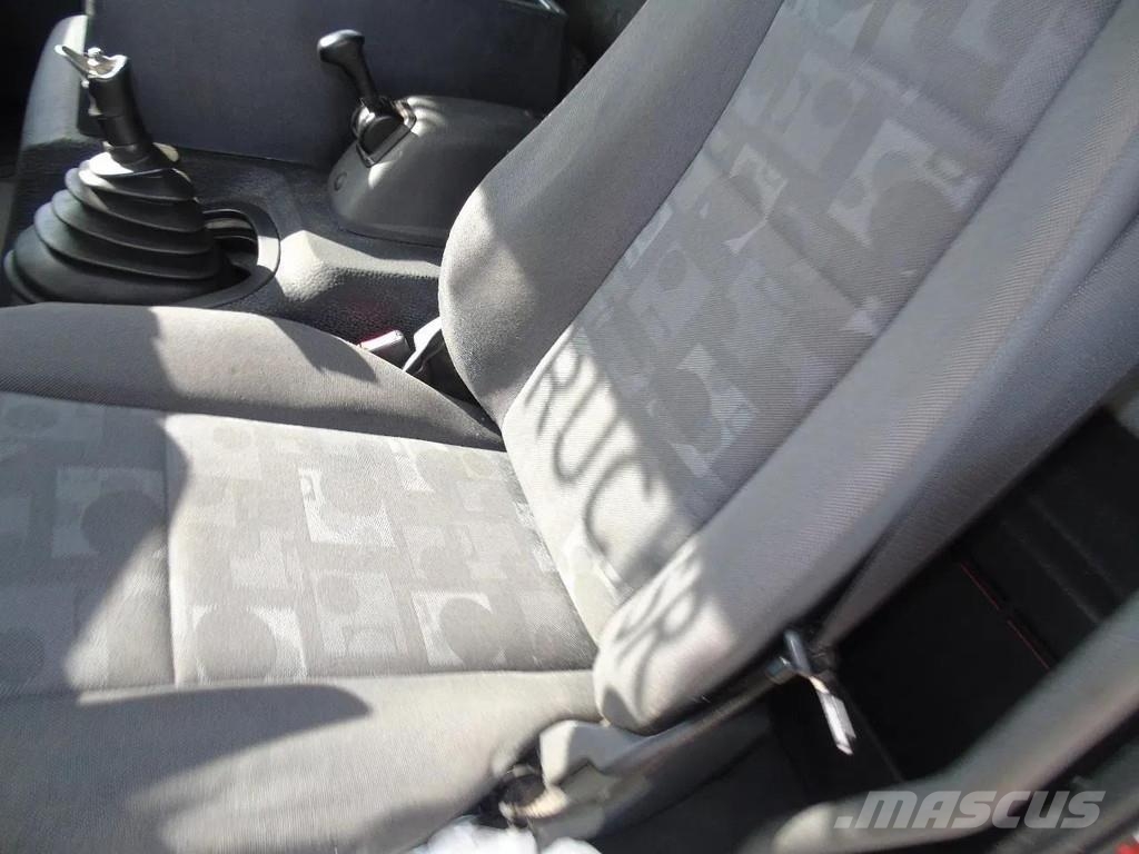 Mercedes-Benz Atego 1218 + euro 5 + lift Samochody ciężarowe ze skrzynią zamkniętą