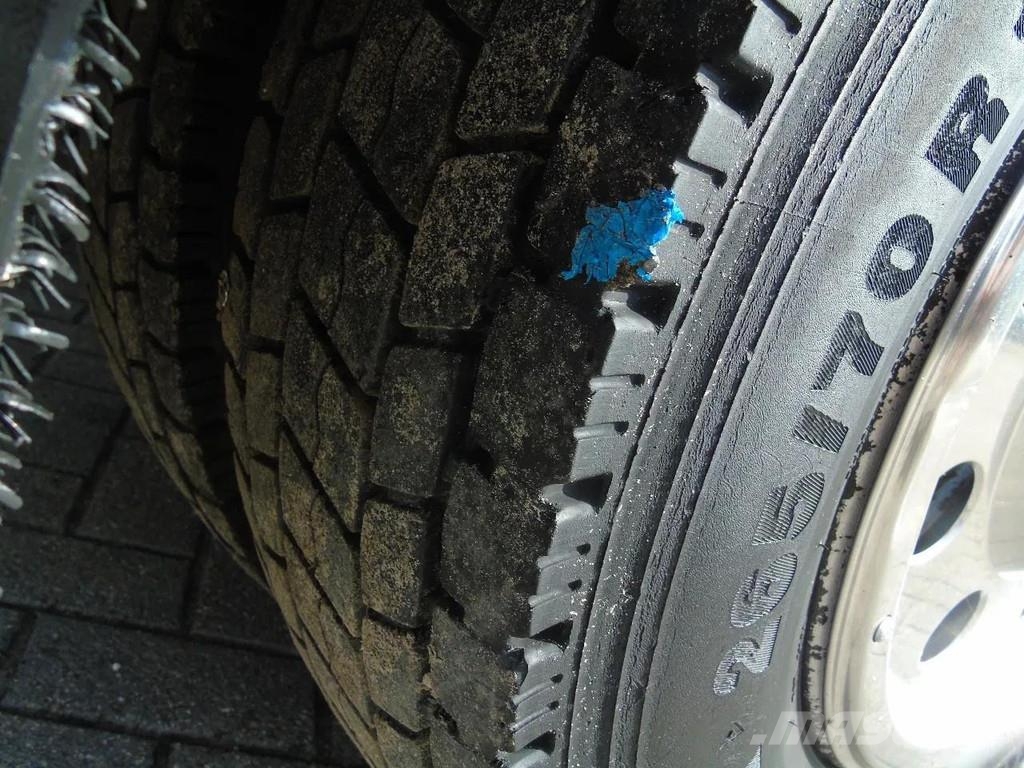 Mercedes-Benz Atego 1218 + euro 5 + lift Samochody ciężarowe ze skrzynią zamkniętą