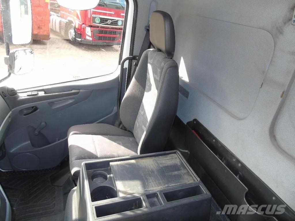 Mercedes-Benz Atego 1218 + euro 5 + lift Samochody ciężarowe ze skrzynią zamkniętą