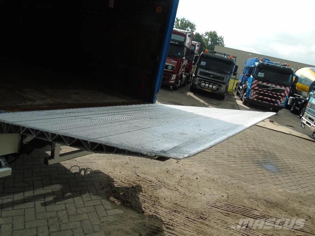 Mercedes-Benz Atego 1218 + euro 5 + lift Samochody ciężarowe ze skrzynią zamkniętą