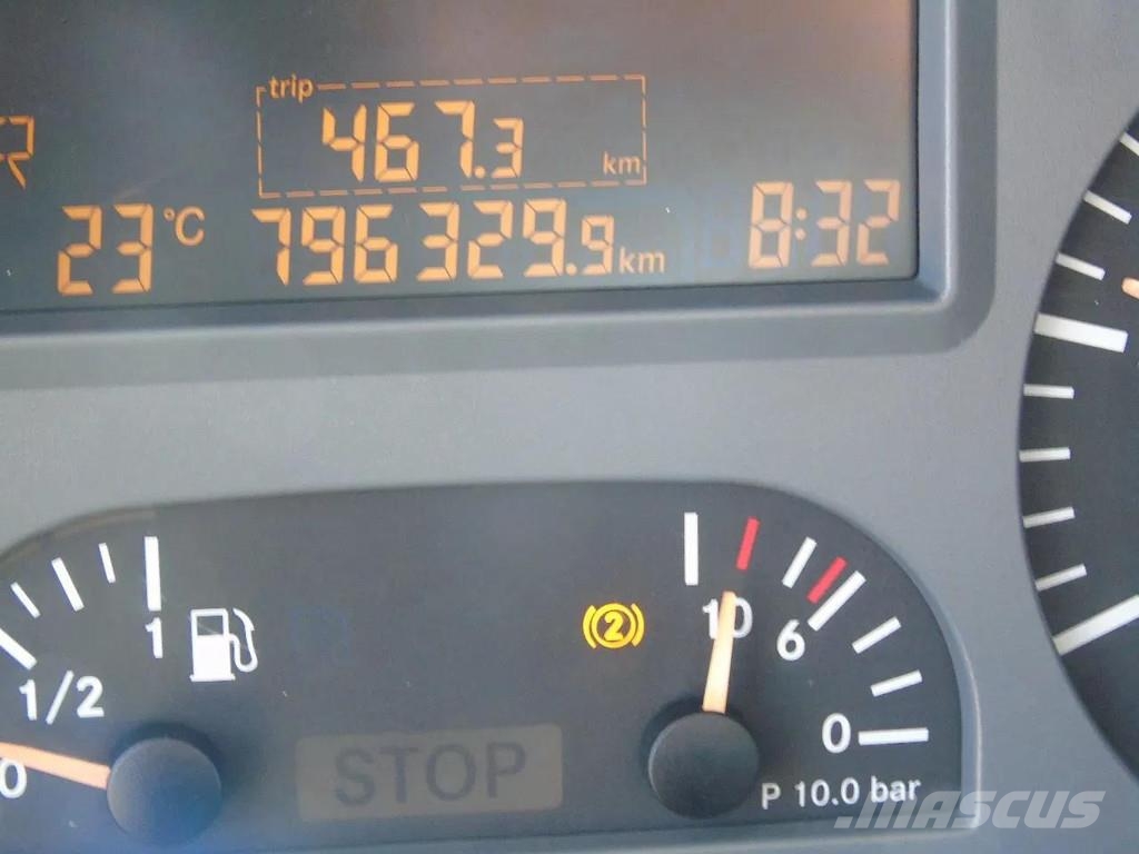 Mercedes-Benz Atego 1218 + euro 5 + lift Samochody ciężarowe ze skrzynią zamkniętą