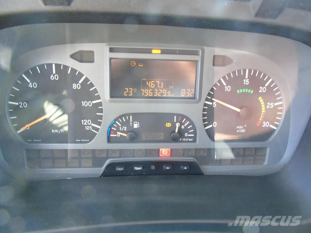 Mercedes-Benz Atego 1218 + euro 5 + lift Samochody ciężarowe ze skrzynią zamkniętą