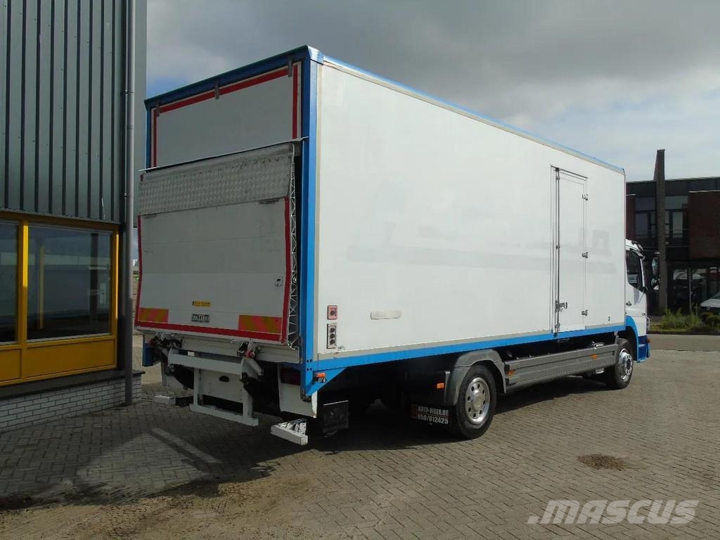 Mercedes-Benz Atego 1218 + euro 5 + lift Samochody ciężarowe ze skrzynią zamkniętą