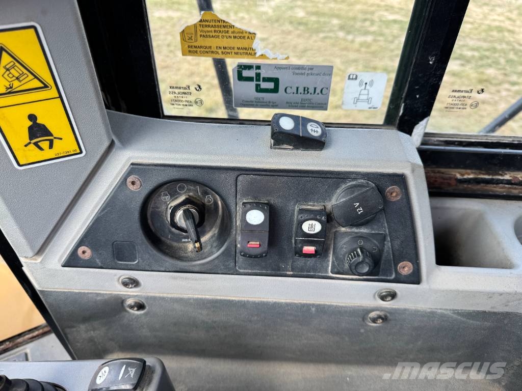 CAT 966K - 3rd Function / Automatic Greasing Φορτωτές με λάστιχα (Τροχοφόροι)