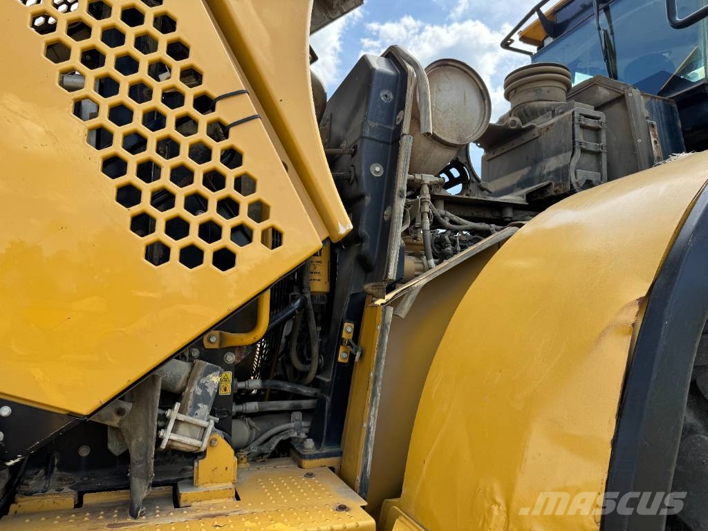 CAT 966K - 3rd Function / Automatic Greasing Φορτωτές με λάστιχα (Τροχοφόροι)