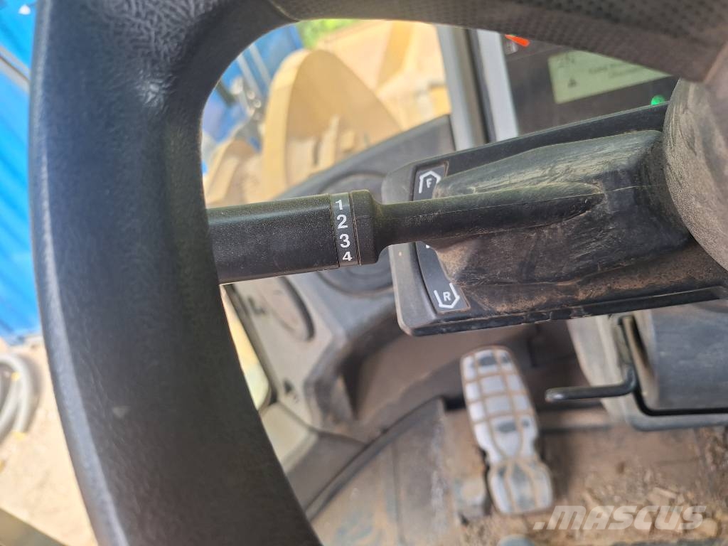 CAT 950K Cargadoras sobre ruedas