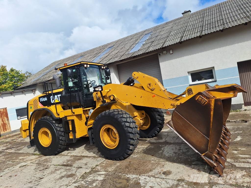 CAT 950K Kolesové nakladače