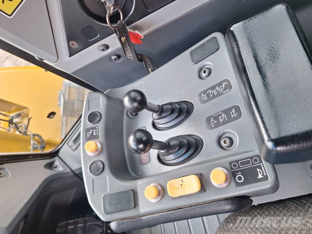 CAT 950K Kolesové nakladače