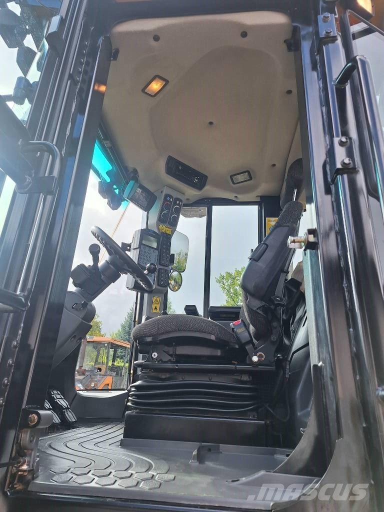 CAT 950K Kolesové nakladače