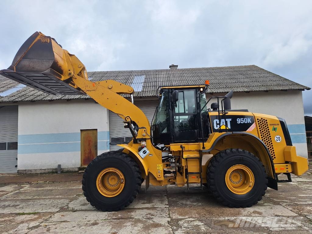 CAT 950K Kolesové nakladače