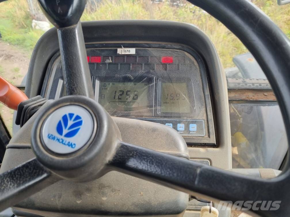 New Holland 8560 트랙터