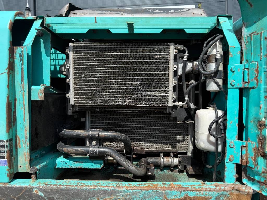 Kobelco SK 210 LC-6 Excavadoras sobre orugas