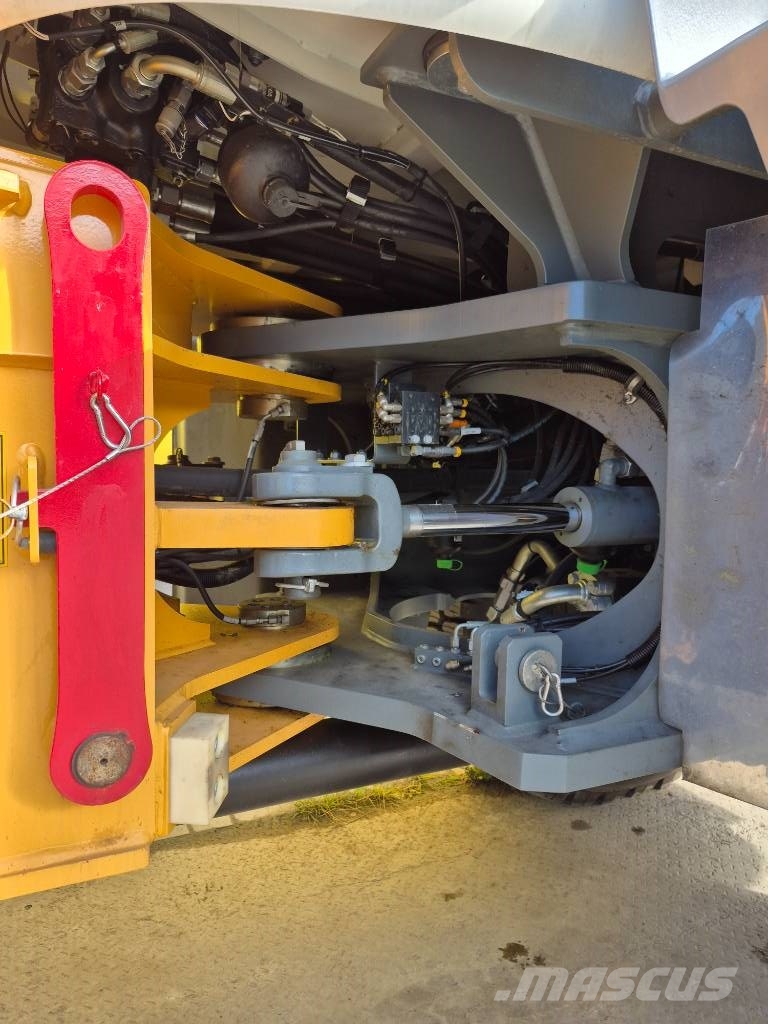 Liebherr L546 Колесни товарачи
