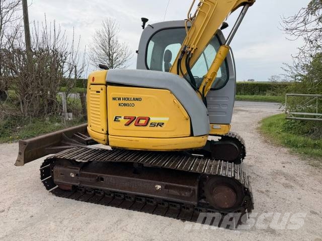 New Holland E 70 SR Midigraafmachines 7t - 12t