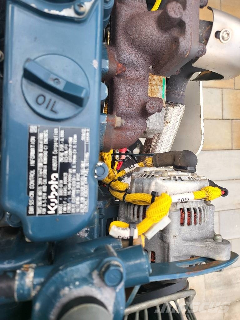 Bomag BW 100 Yhdistelmäjyrät