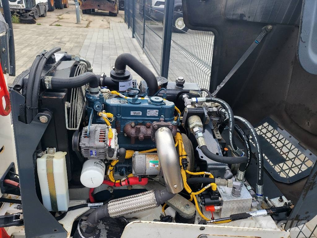 Bomag BW 100 Yhdistelmäjyrät