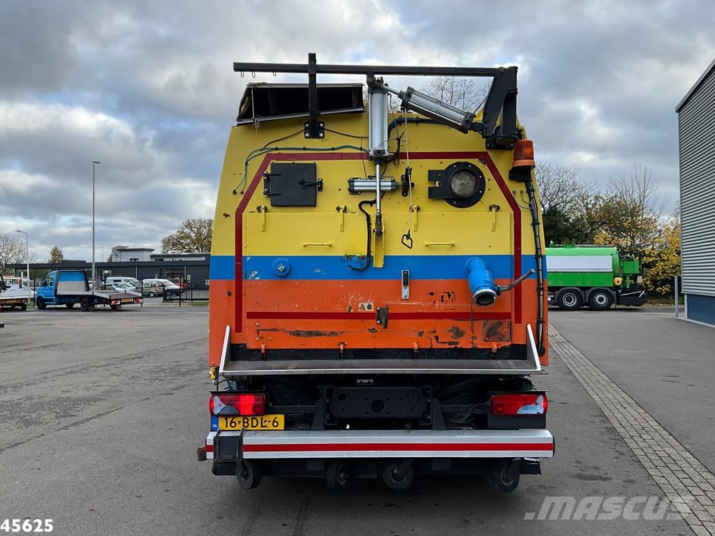MAN TGS 18.440 Euro 6 Beam S9000 Wegdekreiniger links Sweeper trucks