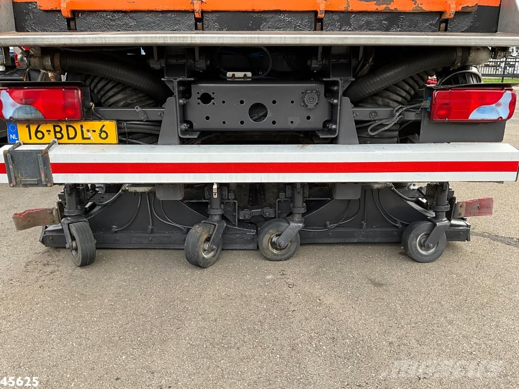 MAN TGS 18.440 Euro 6 Beam S9000 Wegdekreiniger links Sweeper trucks