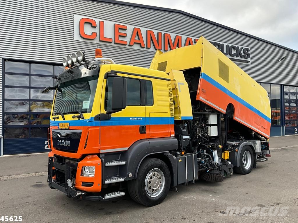 MAN TGS 18.440 Euro 6 Beam S9000 Wegdekreiniger links Sweeper trucks