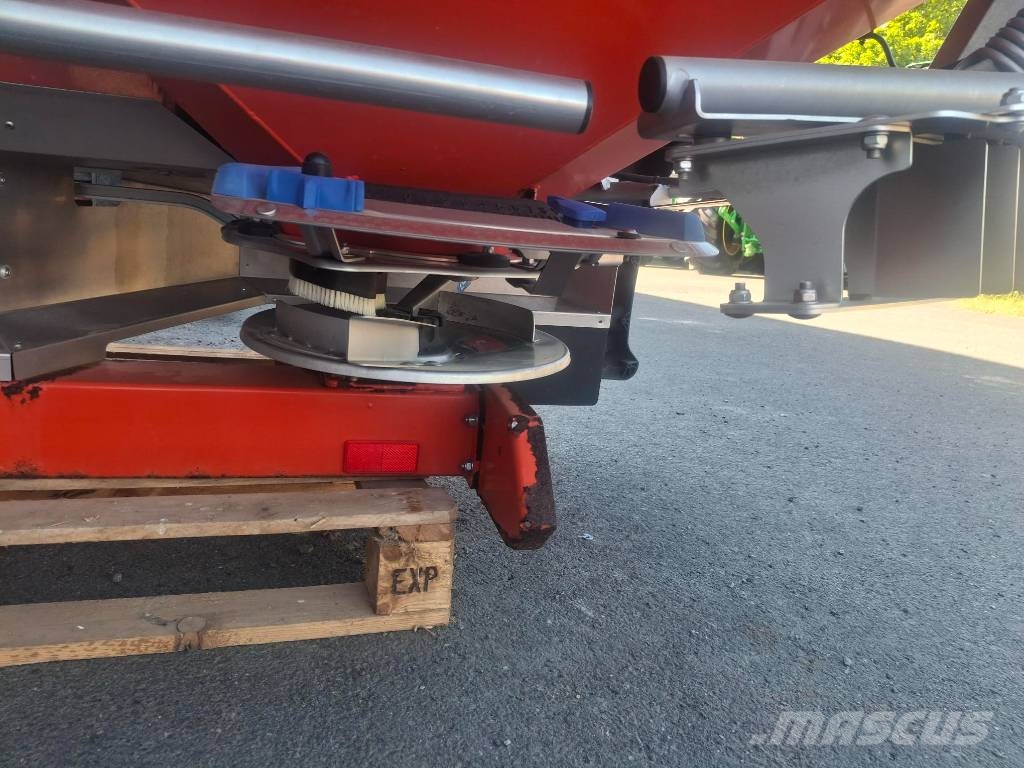 Kuhn AXIS 20.1 W Διαστρωτήρες ανοργάνων