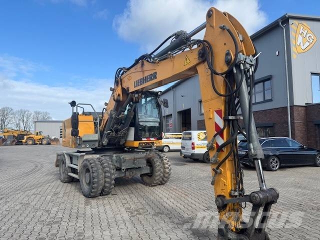 Liebherr A 916 Wheeled excavators
