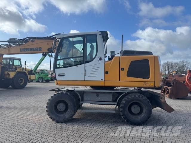 Liebherr A 916 Wheeled excavators