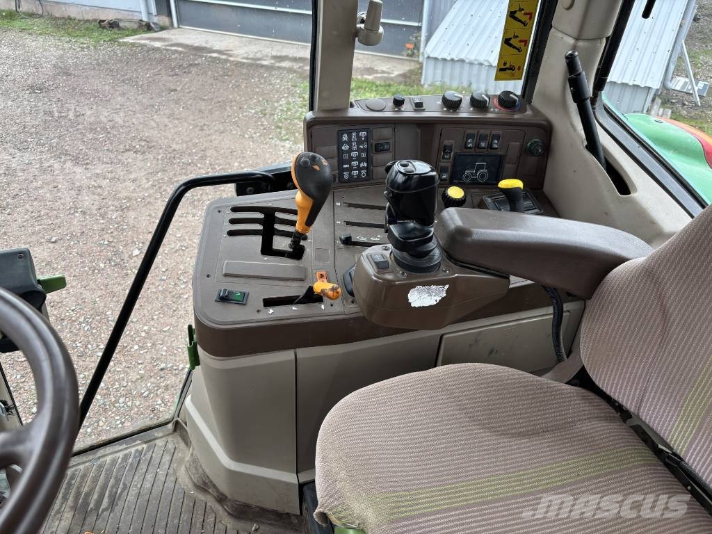John Deere 6420 S Traktori