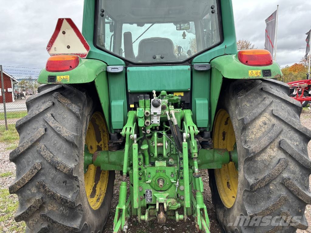 John Deere 6420 S Traktori
