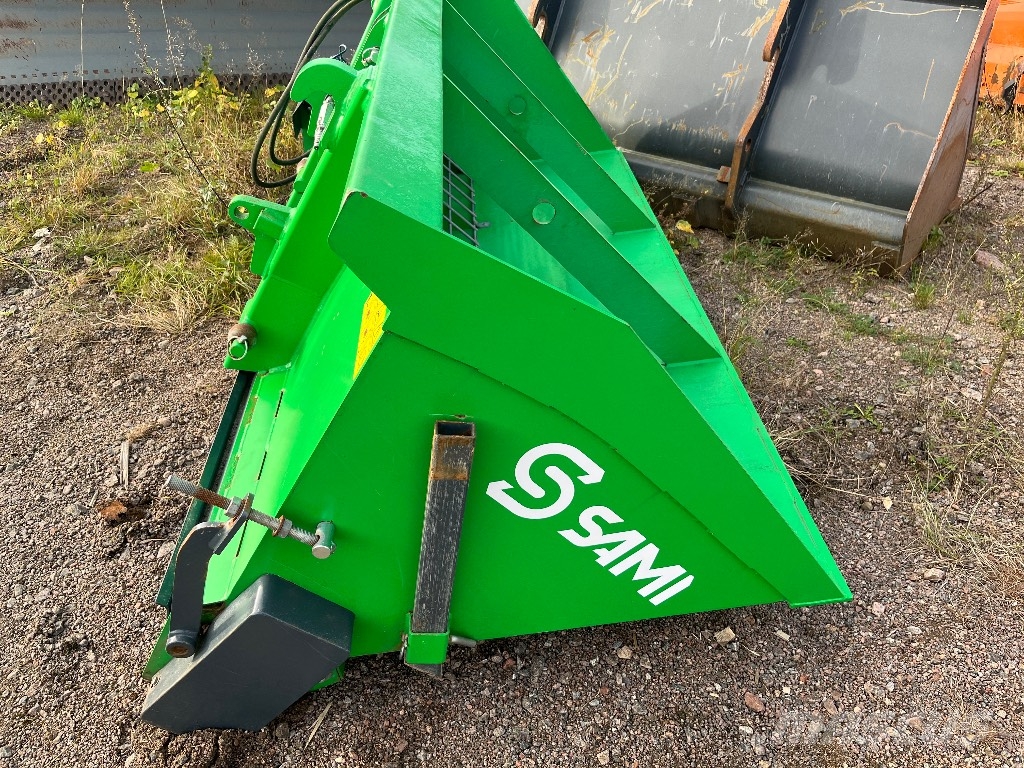 Sami SL 2000 Hiekan- ja suolanlevittimet