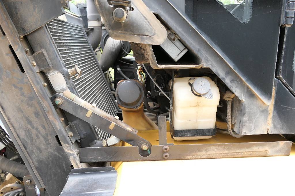 CAT 908 Radlader