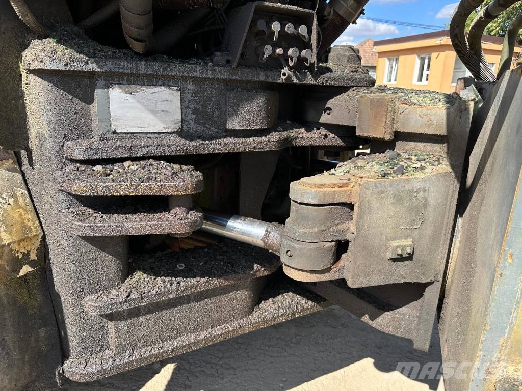 Terex TA 35 Zglobni demperi