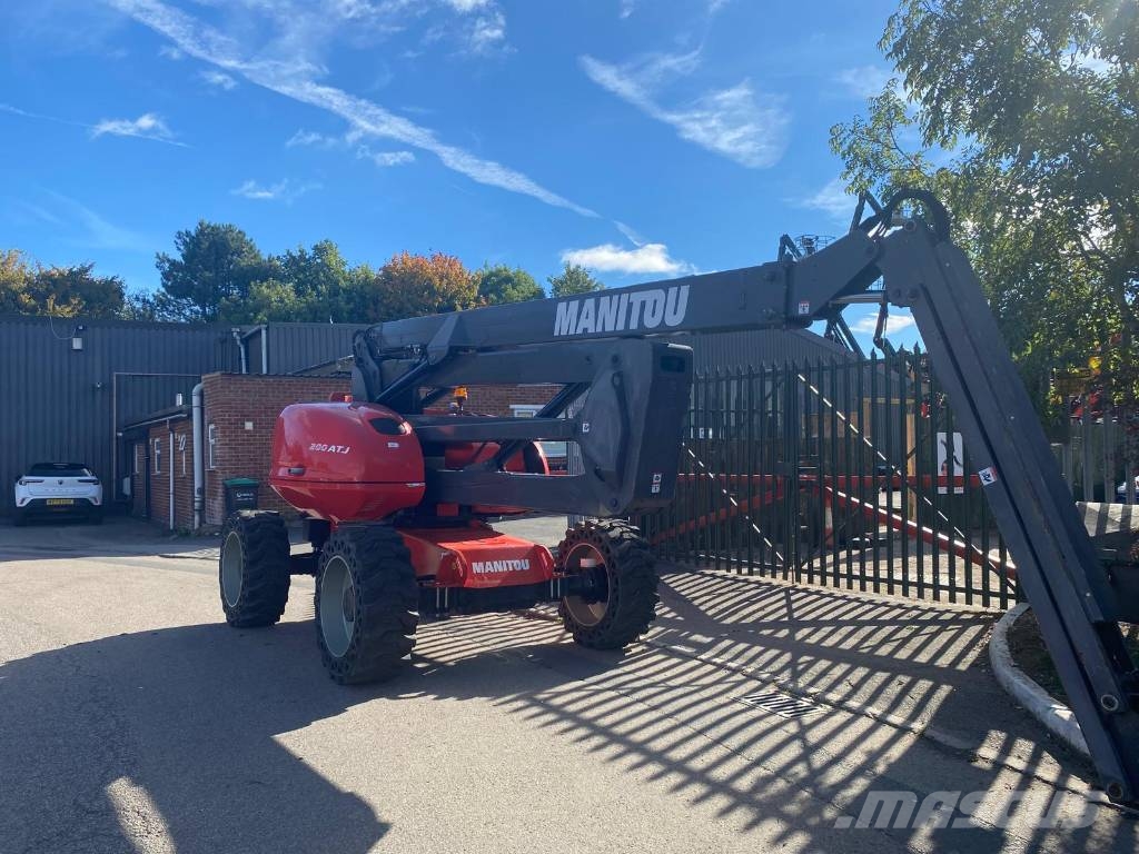 Manitou 200 ATJ Articulated boom lifts