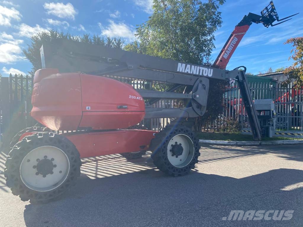 Manitou 200 ATJ Articulated boom lifts