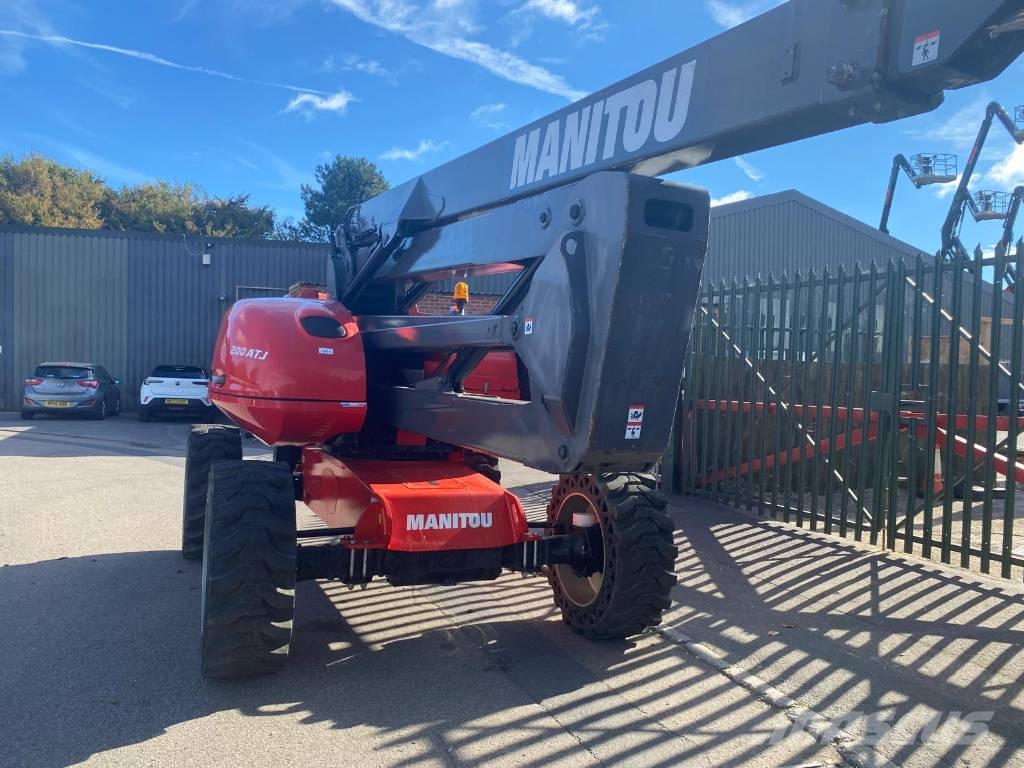 Manitou 200 ATJ Articulated boom lifts