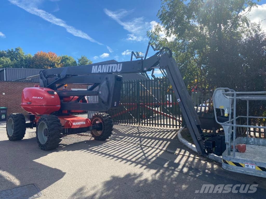 Manitou 200 ATJ Articulated boom lifts