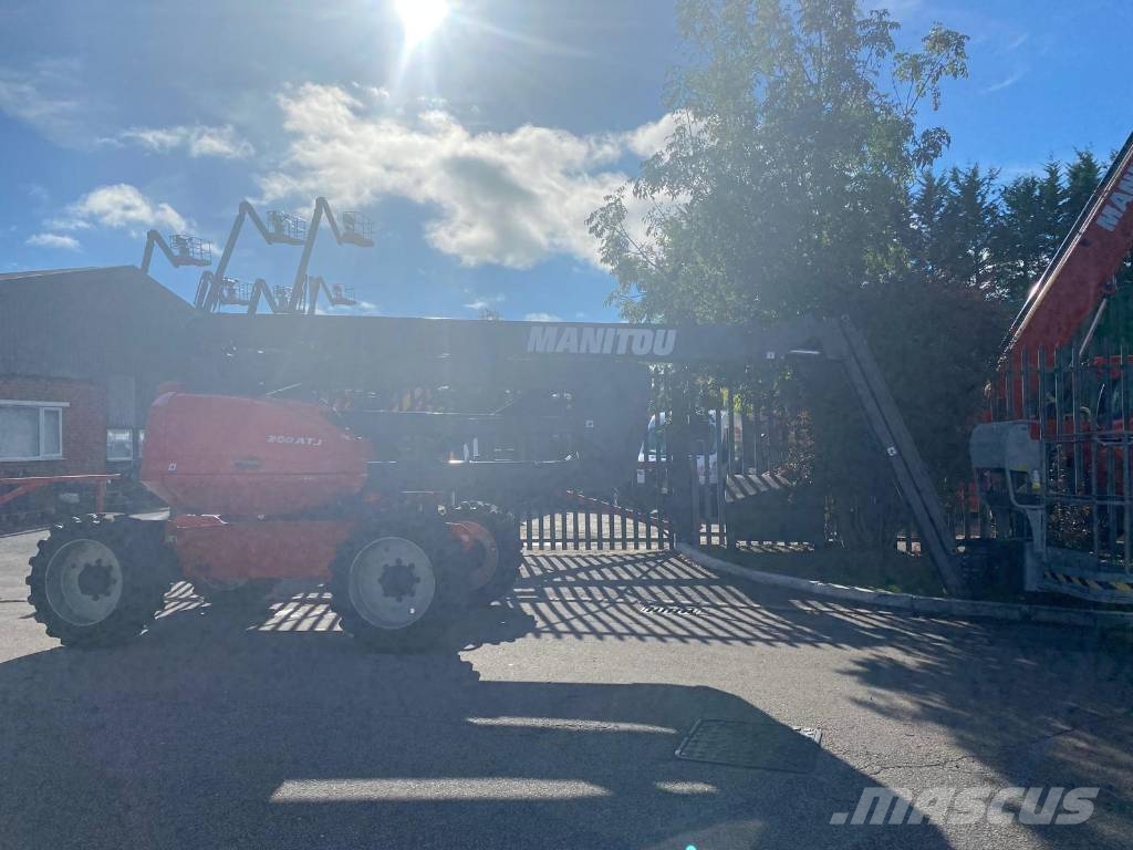 Manitou 200 ATJ Articulated boom lifts