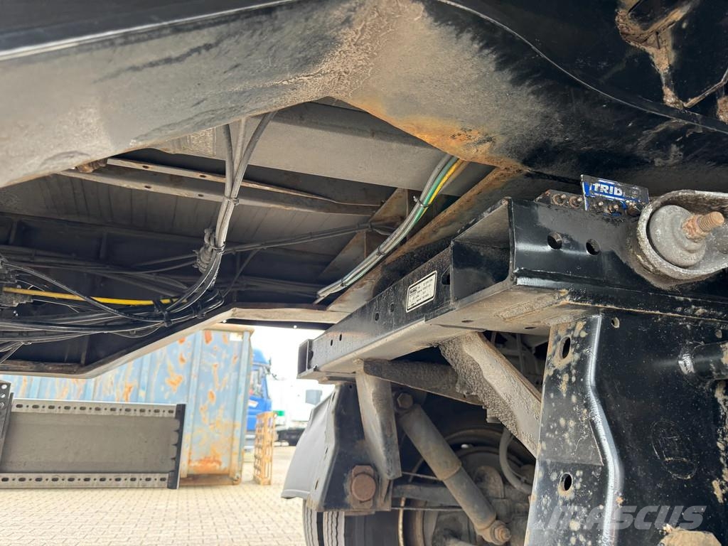 Krone City / Schuifzeil-Dak / 2500kg Laadklep / Stuur-as Schuifzeilen