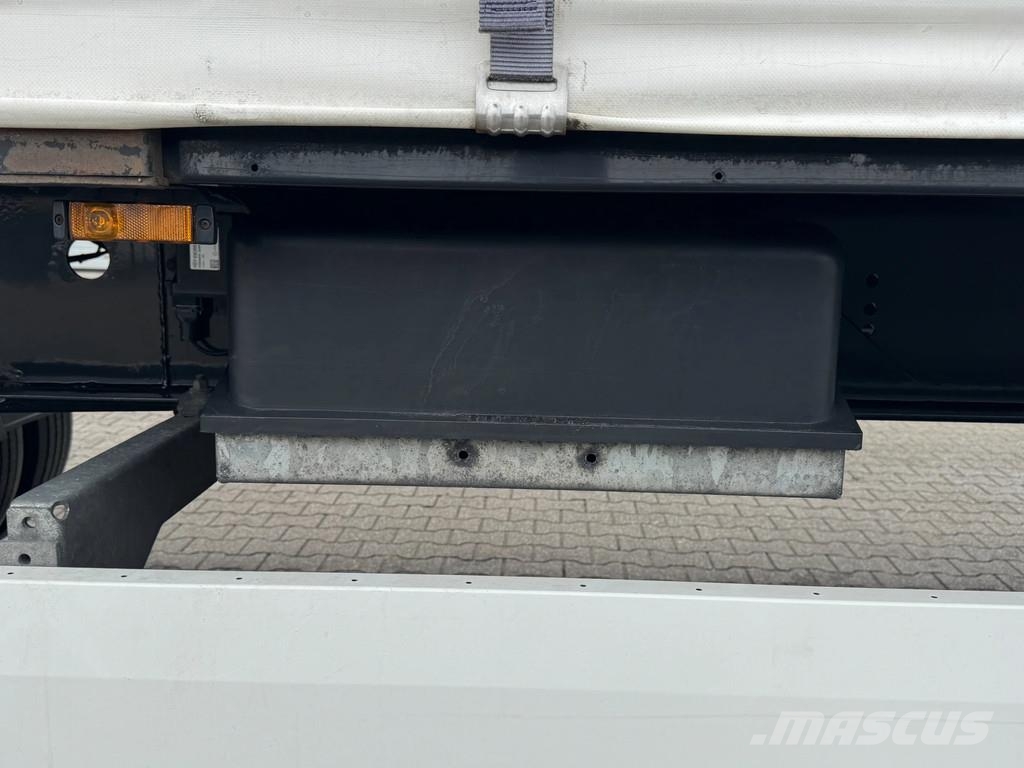 Krone City / Schuifzeil-Dak / 2500kg Laadklep / Stuur-as Schuifzeilen