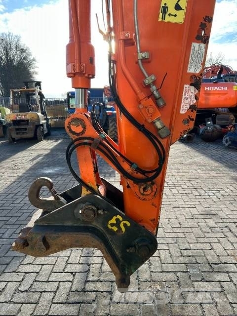 Hitachi ZX 135 US-3 Верижен екскаватор