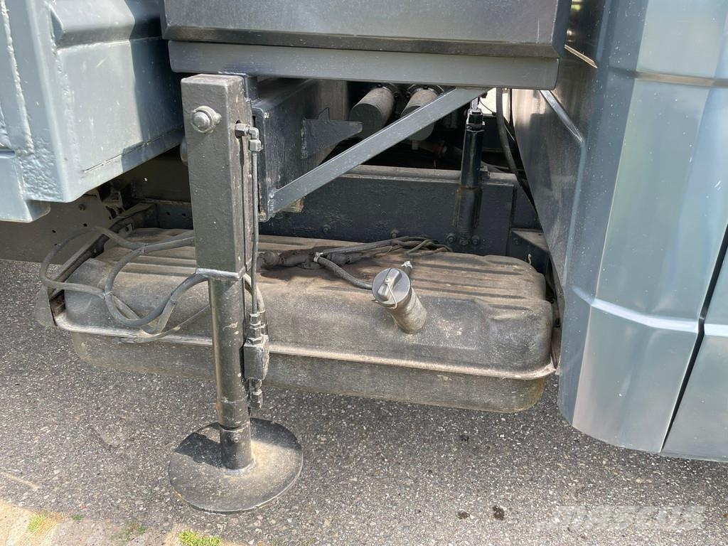 Mercedes-Benz 4x2 809D Egyéb