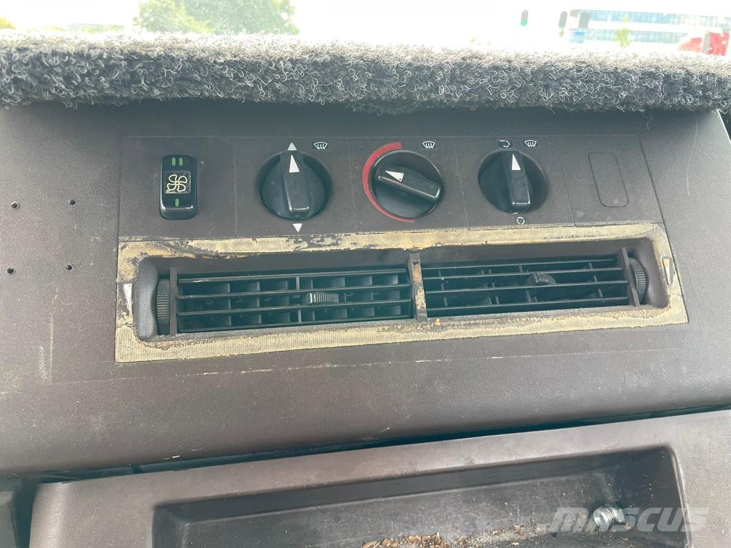 Mercedes-Benz 4x2 809D Egyéb