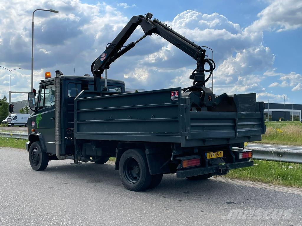 Mercedes-Benz 4x2 809D Egyéb